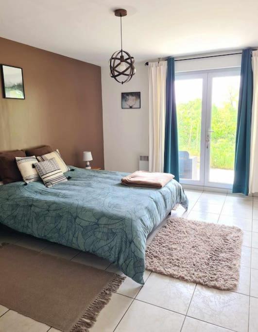 Gite De 70M² Avec Vue Sur Le Massif Du Pilat Clonas-sur-Vareze Eksteriør bilde